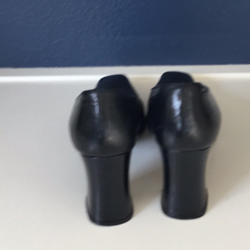 Shoes - Picture 3 of 4